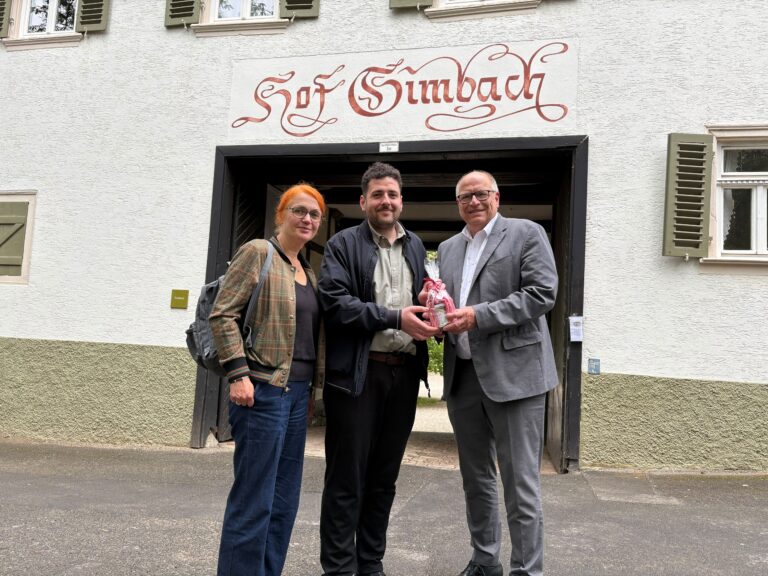 GRÜNE Spitzen aus dem Main-Taunus-Kreis trafen Ostelsheims Bürgermeister Ryyan Alshebl